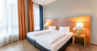 Hotel Plaza Premium K�ln