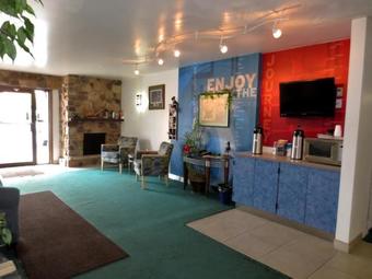 Hotel Country Hearth Inn-iron Mountain