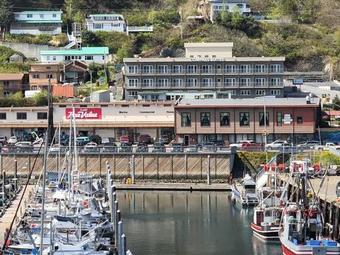 Hotel Kodiak Compass Suites