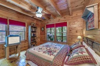 Blue Ridge Bear Foot Ridge