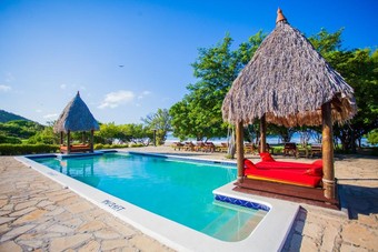 Hotel Punta Teonoste
