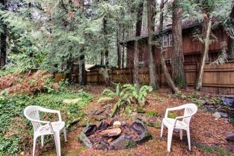 Mountain Meadow Lodge