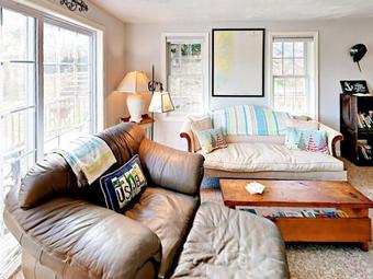 Serene Chatham House By Oyster Pond