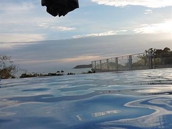 El Faro Beach Hotel