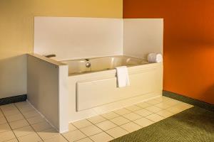 Hotel Quality Inn Newton