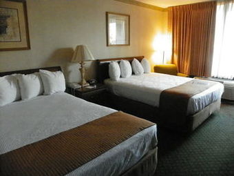 Hotel Lafayette Garden Inn