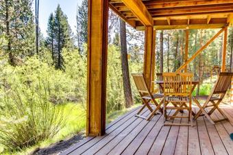 Shanti River House - Near La Pine State Park