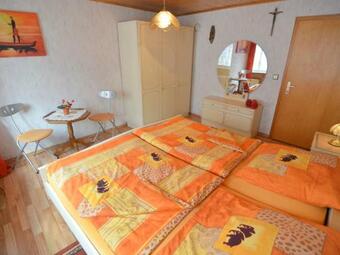 Comfortable Apartment In Rachtigeifel Near Lake