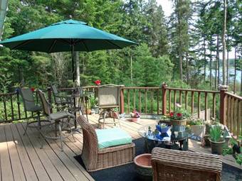 Bed & Breakfast Inn To The Woods