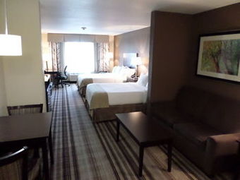 Hotel Holiday Inn Express & Suites Emporia Northwest