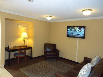 Hotel Candlewood Suites Emporia