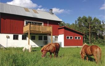 Two-bedroom Apartment In Hamneda