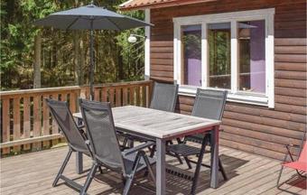 Three-bedroom Holiday Home In Hallaryd
