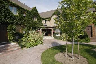 Hotel Black Swan Inn Luxurious Theme Rooms