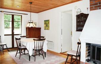 Four-bedroom Holiday Home In Vejbystrand