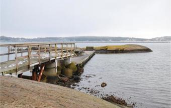 Four-bedroom Holiday Home In Hjalteby