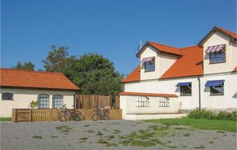Two-bedroom Holiday Home In Glemmingebro