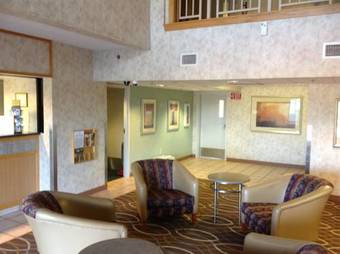 Hotel Plano Inn & Suites