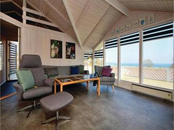 Two-bedroom Holiday Home In Bjert