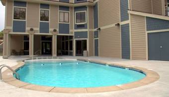 Hotel Port Of Kimberling Marina & Resort