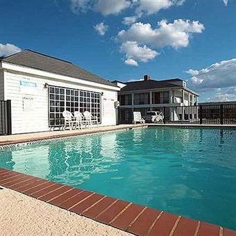 Western Motel Fitzgerald