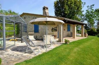 Collazzone Villa Sleeps 4 Air Con Wifi