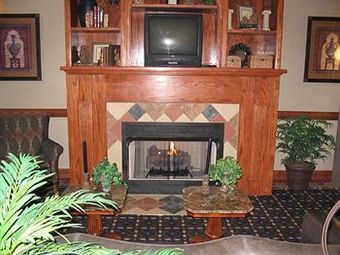 Holiday Inn Express Hotel & Suites Laurinburg