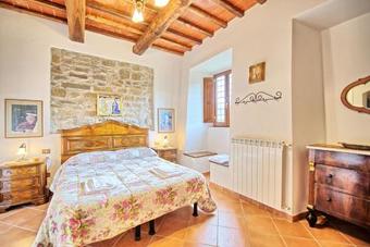 Figline Valdarno Apartment Sleeps 8