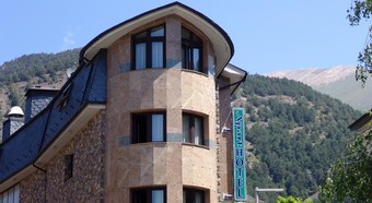 Casa Vella Aparthotel