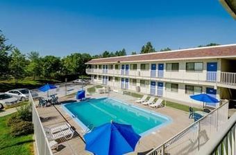 Motel 6 Denver - Thornton
