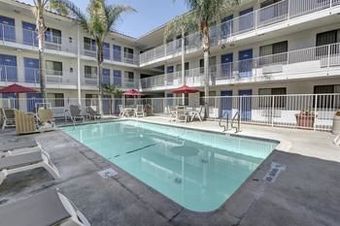 Motel 6 Los Angeles - Bellflower
