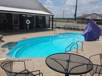 Motel Green Country Inn