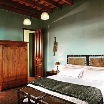 La Negrita Casa Hotel