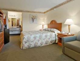 Motel Ramada Cleveland Airport