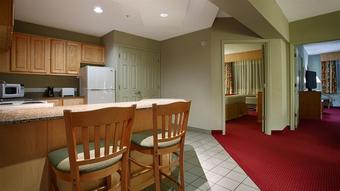 Best Western Plus Sebastian Hotel & Suites