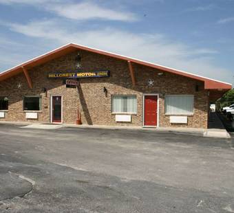 Motel Hillcrest Inn & Suites