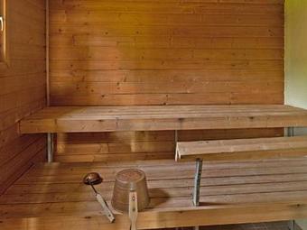 Holiday Home Keltalilja