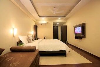 Hotel Krushnai Resort