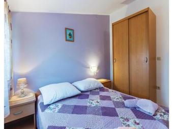 Two-bedroom Apartment In Peruski