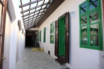 Hostal Triple Room Osijek 15994c