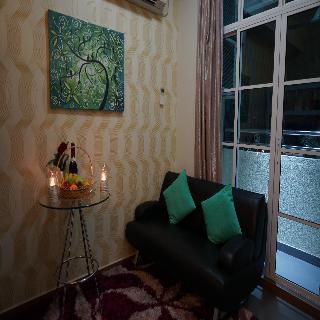 Hotel Surfview Raalhugandhu