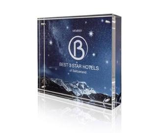 Hotel Six
