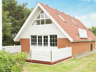 Three-bedroom Holiday Home In Ringk�bing 21