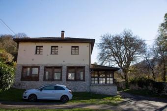 Agroturismo La Casona De La Senda Del Oso