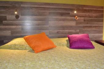 Hostal La Tuili�re En Luberon