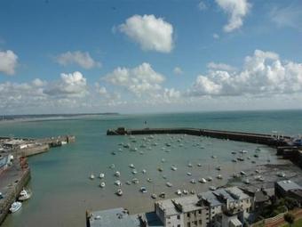 Apartment Jullouville Appartement Au Rez De Chaussee Proche De La Plage