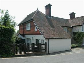 Nice Cottage In Crowborough Kent With Central Heating