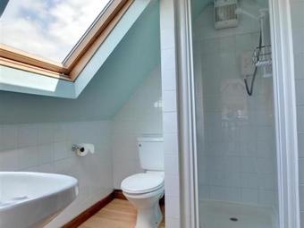 Attractive Holiday Home In Cranbrook Kent With Parking