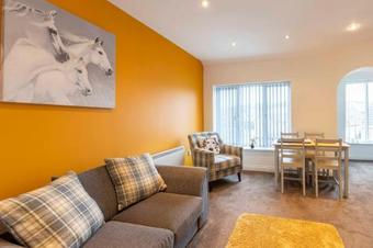 Donington 6 Serviced Apartment
