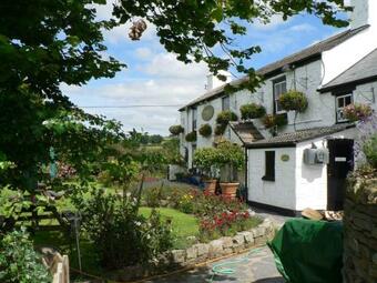 Bed & Breakfast The Elephants Nest Inn